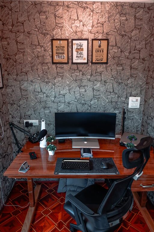 Tips for Creating a Cozy and Functional Home Office Space