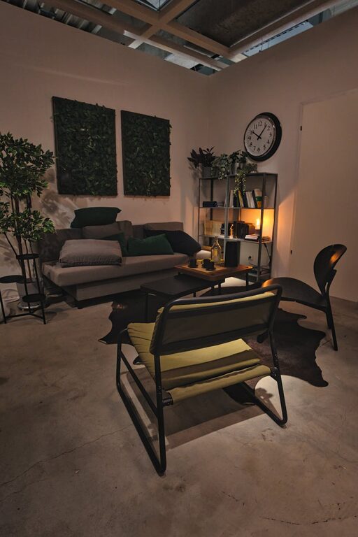 Tips for Creating a Cosy and Inviting Living Room on a Budget