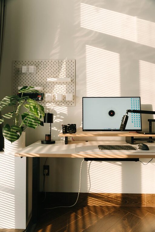 Tips for Creating a Sustainable and Organised Home Office Space