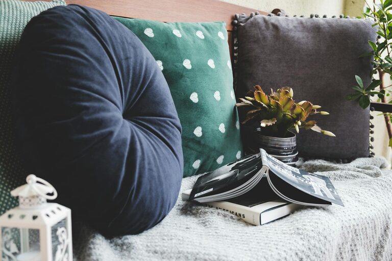 Tips for Creating a Cosy Reading Nook at Home